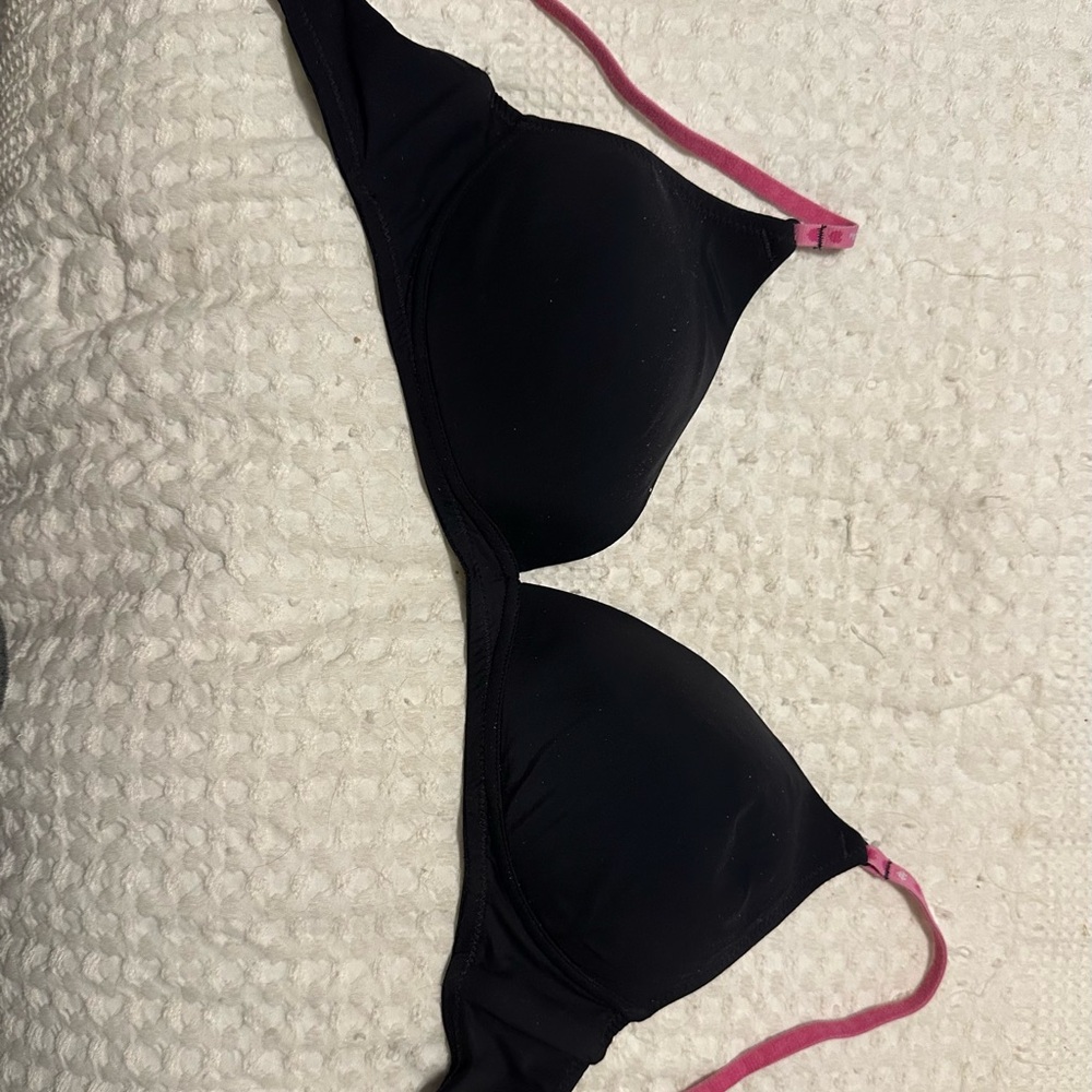 Victoria's Secret Black and Pink Bra with Molded Cups